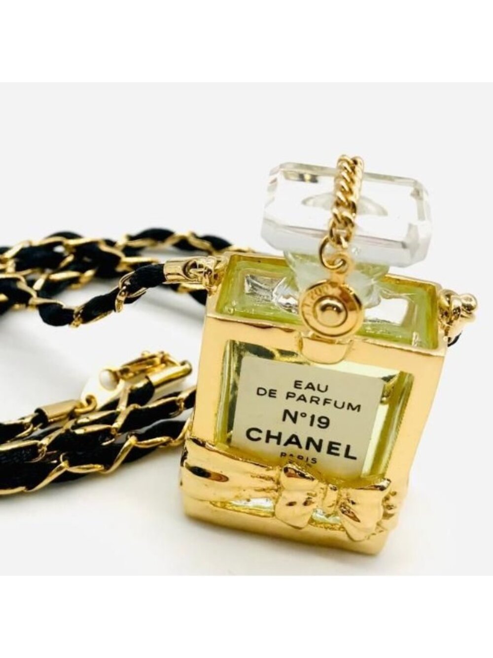 Chanel Perfume Necklace Ribbon Gold